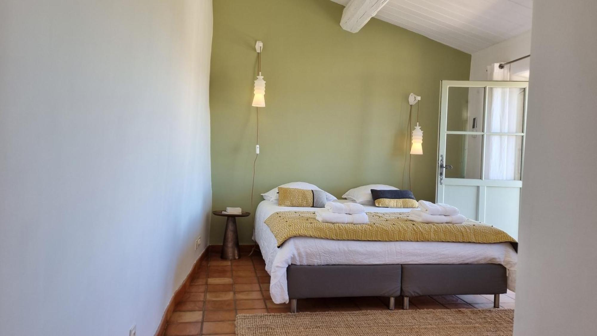 Les Toits De Valaurie Bed & Breakfast Екстериор снимка